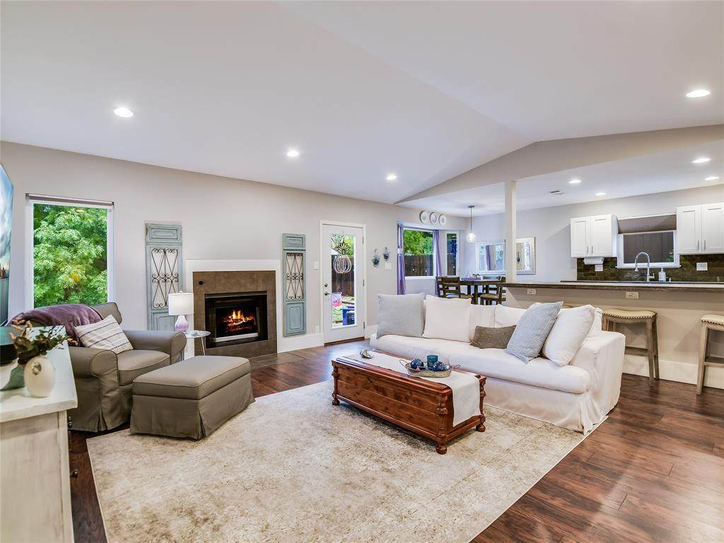 12902 Esplanade St - Photo 1
