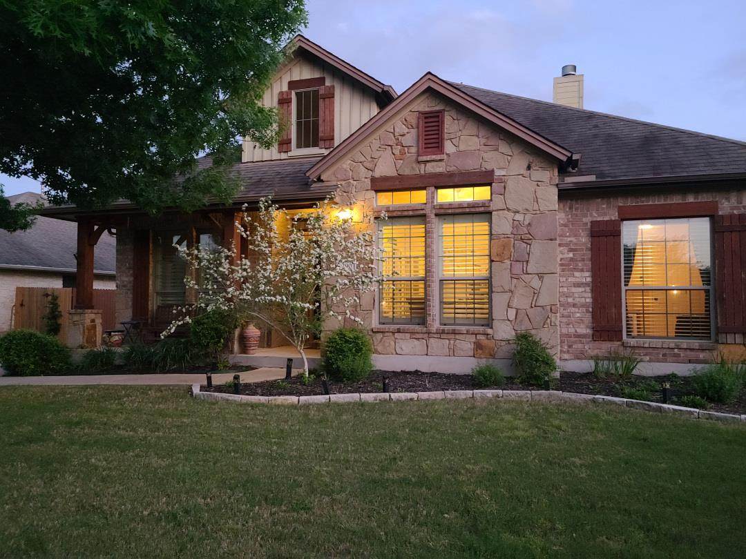 290 Harris Dr - Photo 1