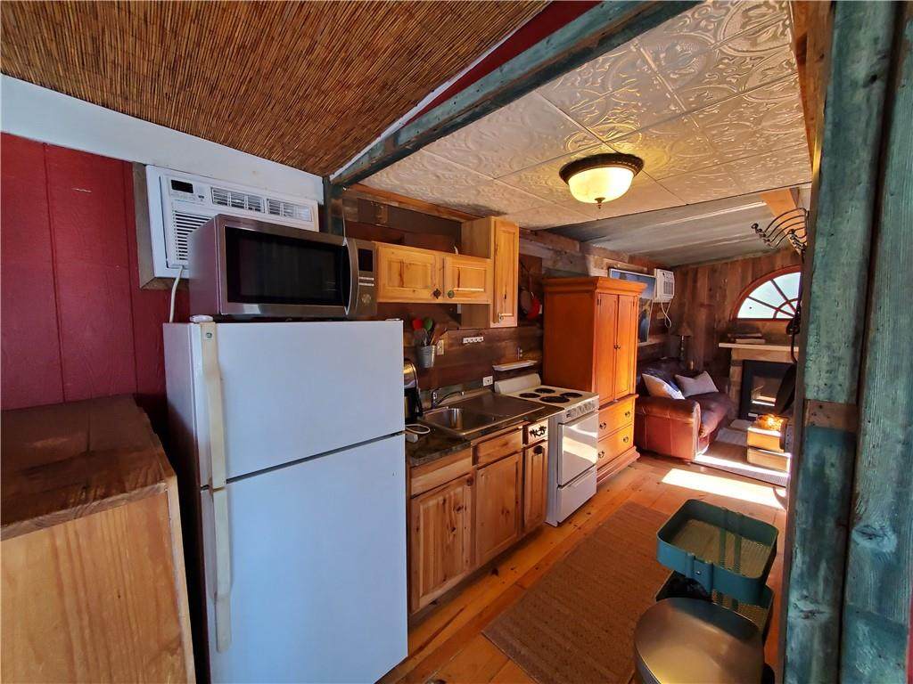 1708 Shag Bark Trl - Photo 1