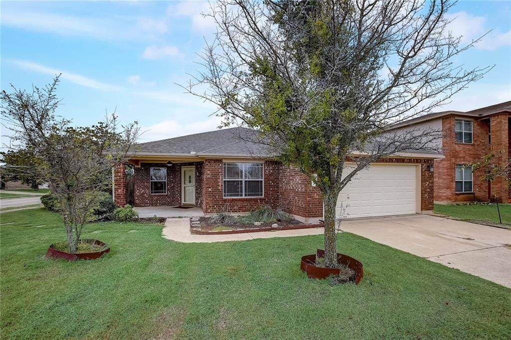 900 Lee Dr - Photo 1