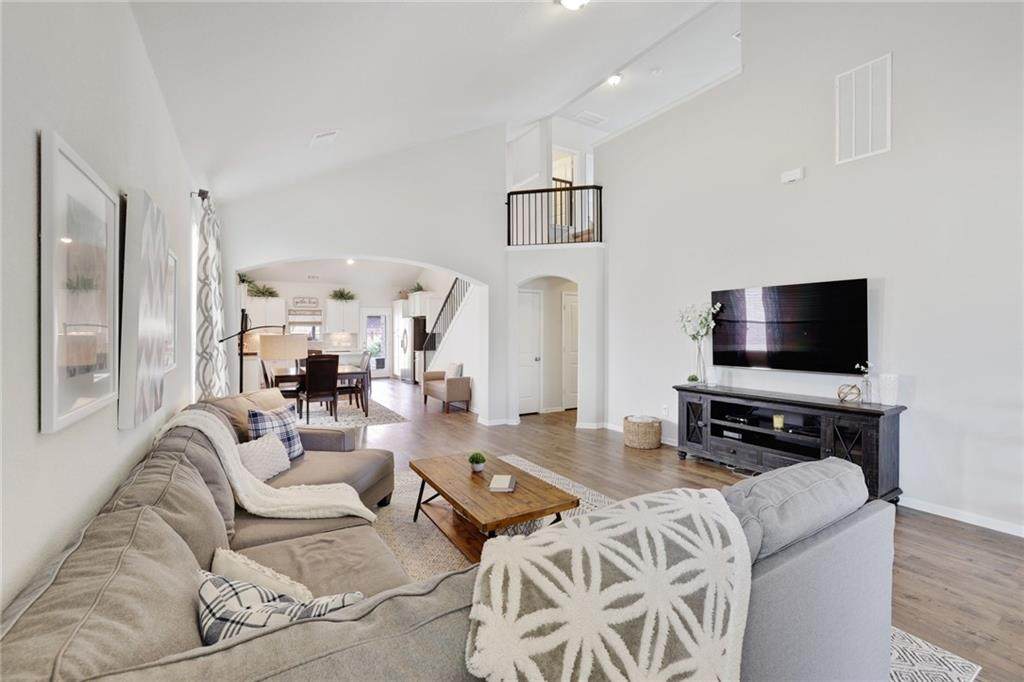 2528 Etta May Ln - Photo 1
