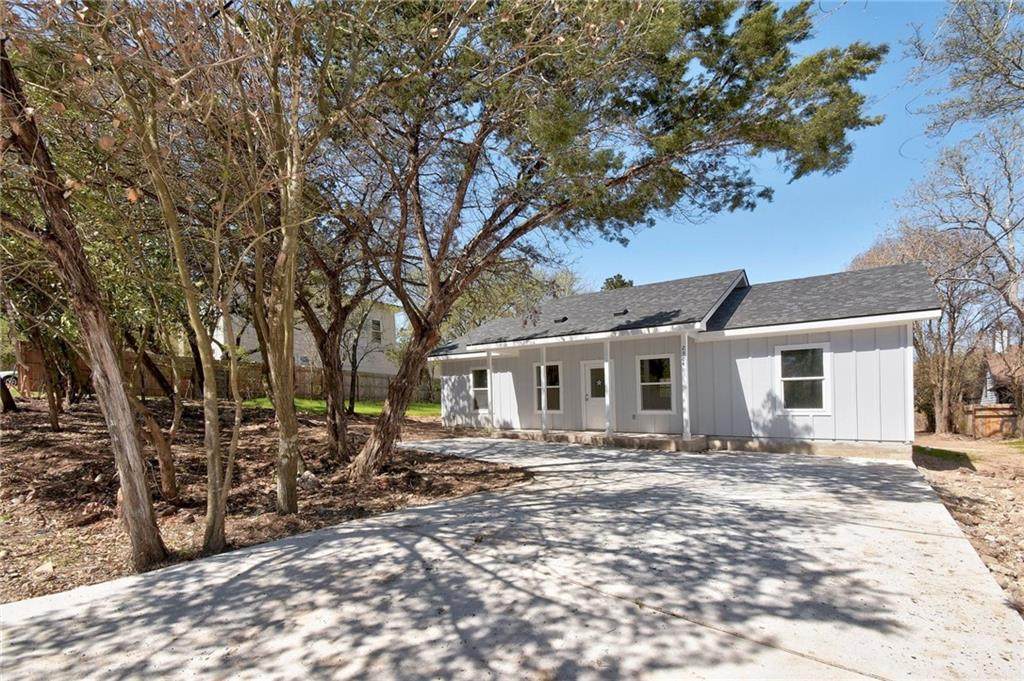 2304 Quanah Parker Trl - Photo 1