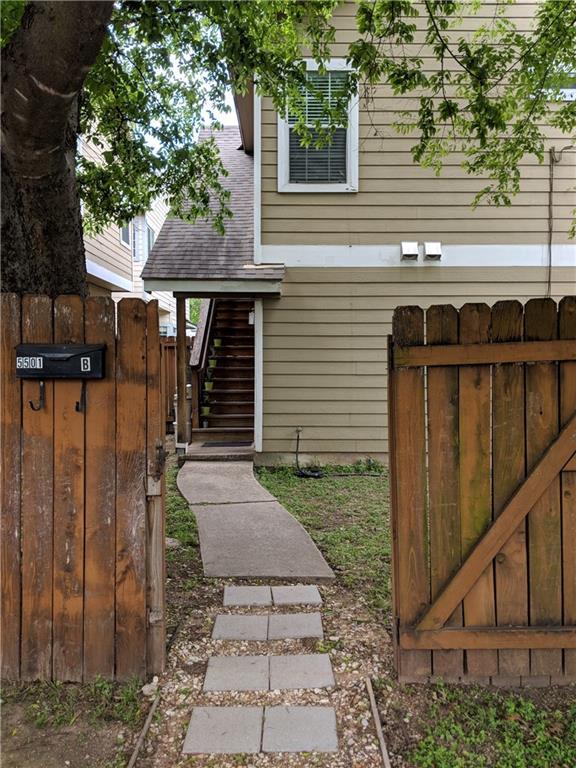 5501 Duval St - Photo 1