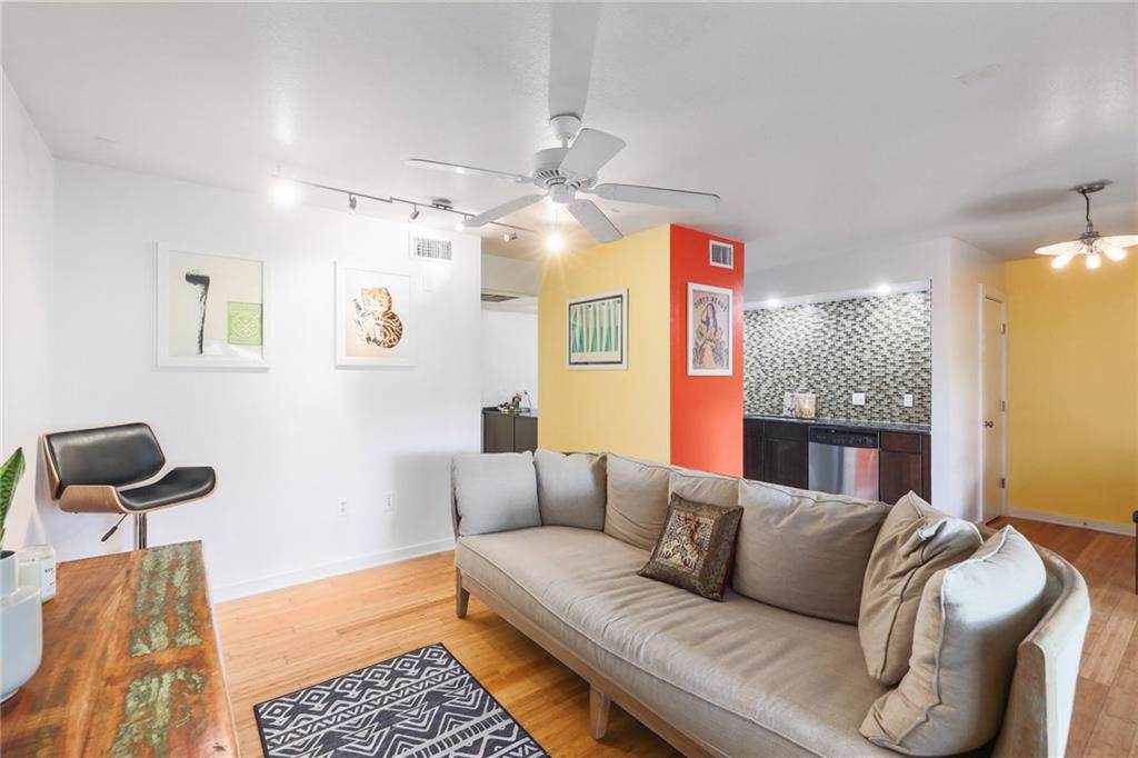 2200 Dickson Dr - Photo 1