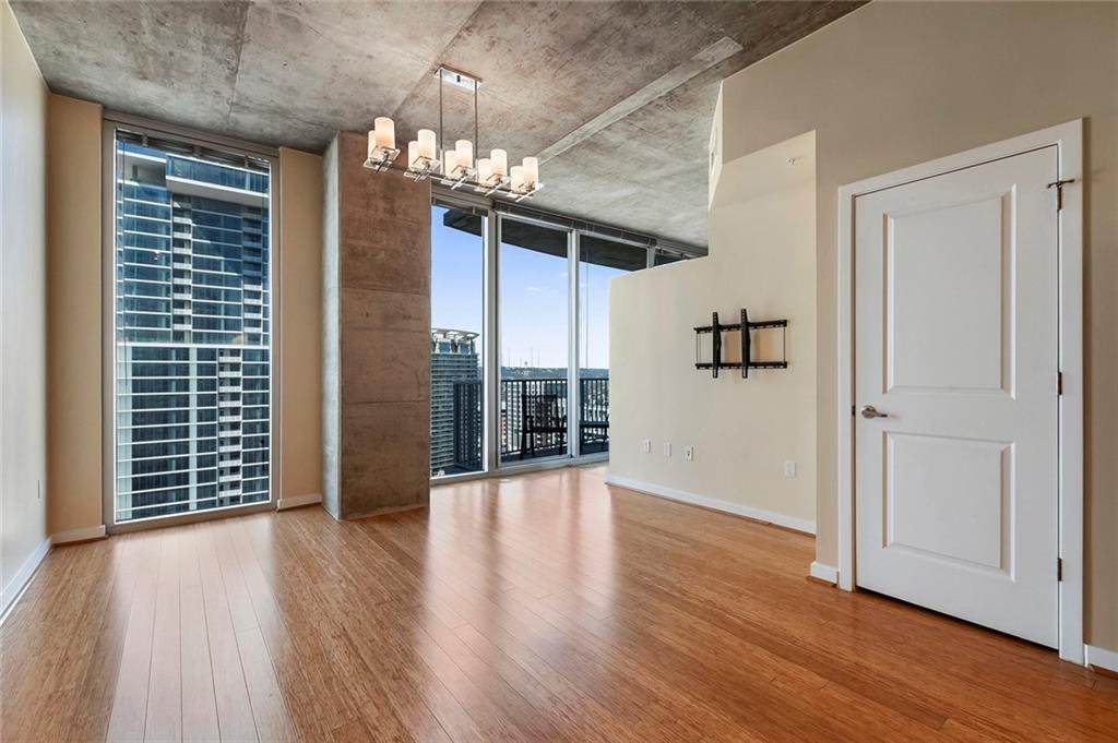 360 Nueces St - Photo 1
