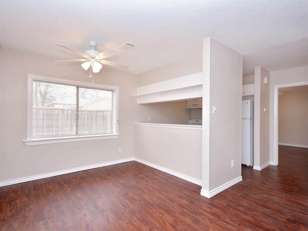 4702 Duval St - Photo 1