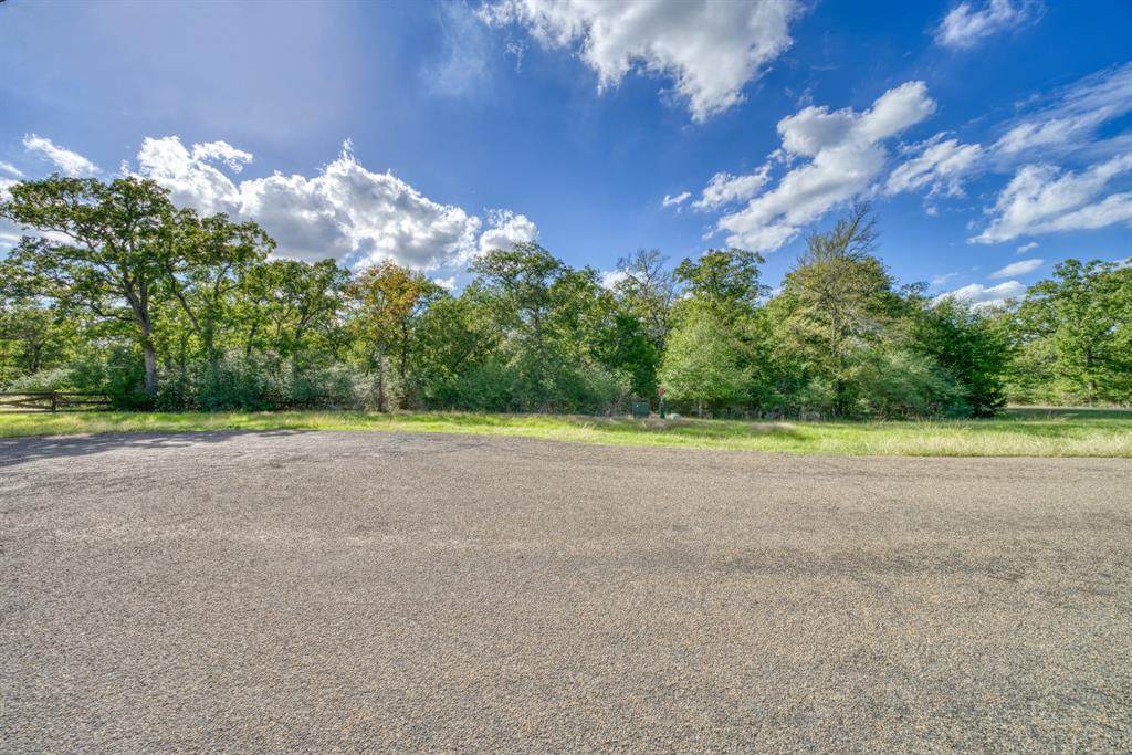 3049 Arapaho Ridge Dr - Photo 1
