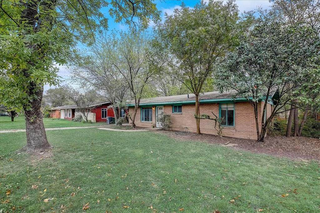 7603 Creston Ln - Photo 1