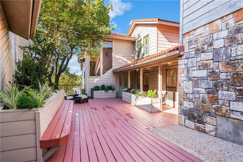 6820 Cypress Pt - Photo 1