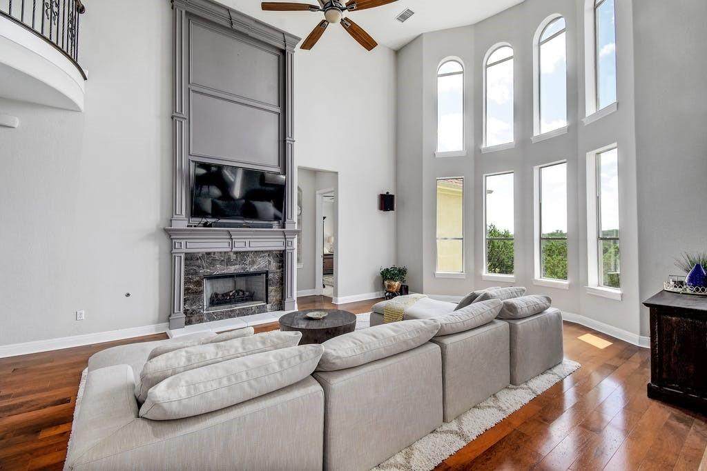 211 Vailco Ln - Photo 1