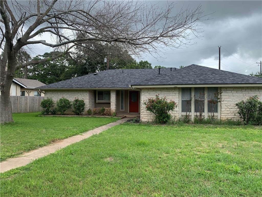 304 Pin Oak Dr - Photo 1