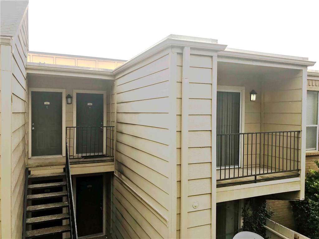 8100 Creekbend Dr - Photo 1