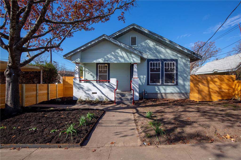 1170 1/2 Navasota St - Photo 1