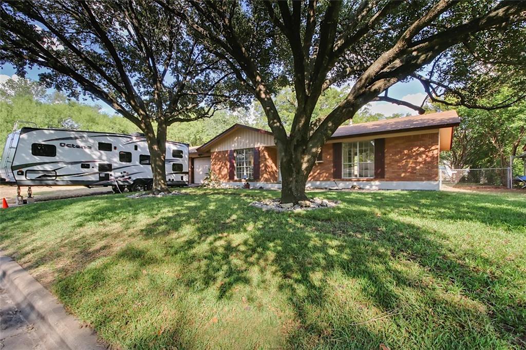 6803 Isabelle Dr - Photo 1