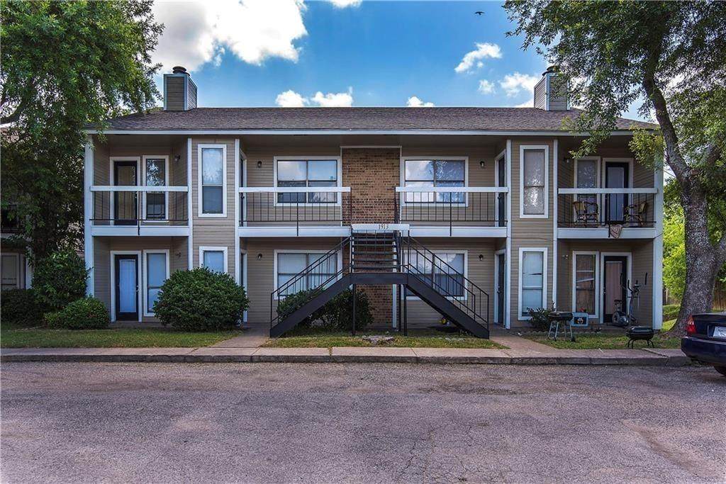1913 West Loop - Photo 1