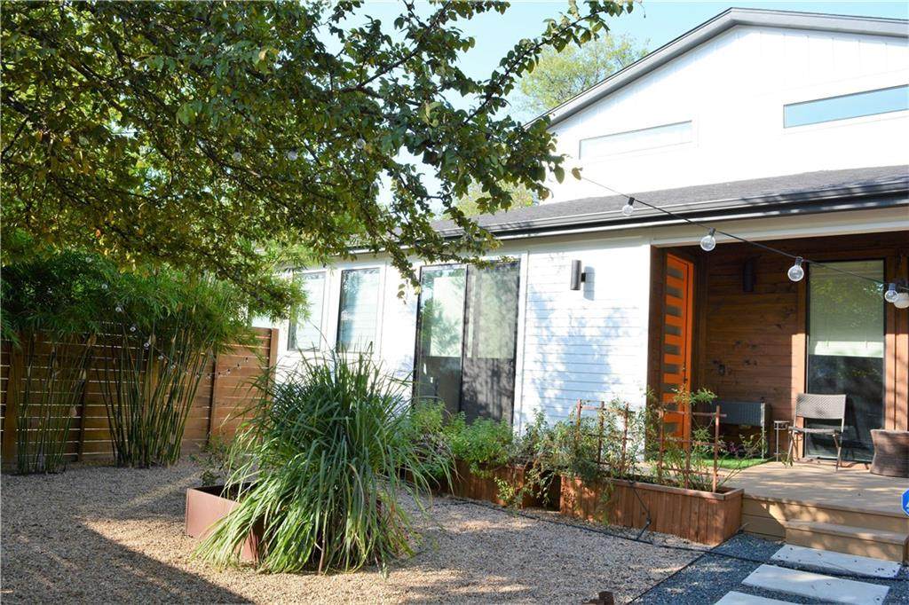 1714 Justin Ln - Photo 1