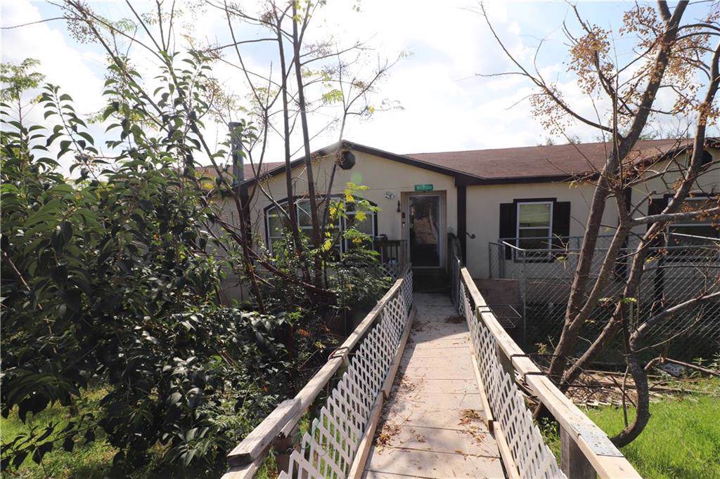 15207 Sutton Dr - Photo 1 15207 Sutton Dr - Photo 1