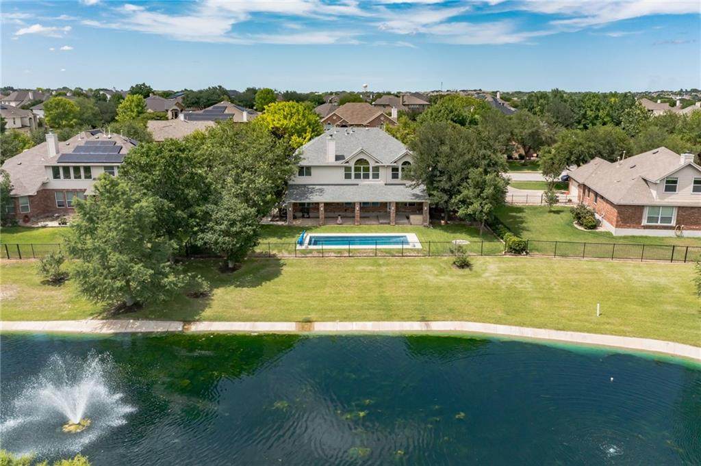 2805 Winding Shore Ln - Photo 1
