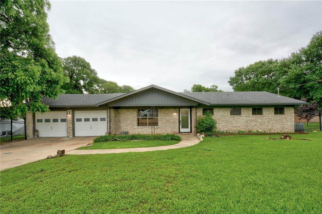3209 Jack Cook Dr - Photo 1