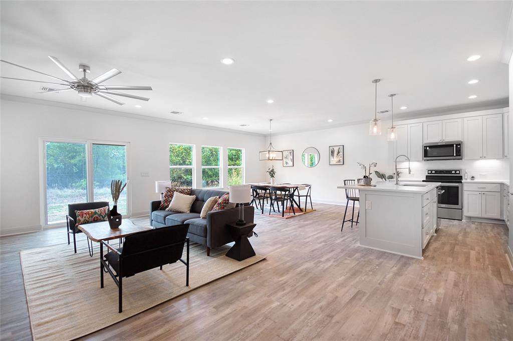 153 Kawainui Ln - Photo 1