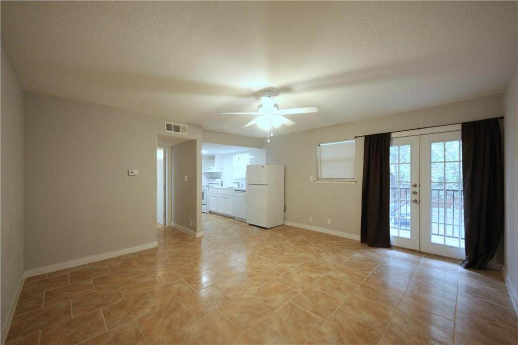 1600 West Ave - Photo 1