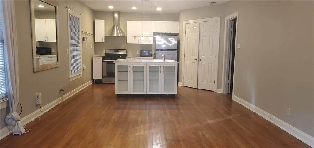 406 Monroe St - Photo 1