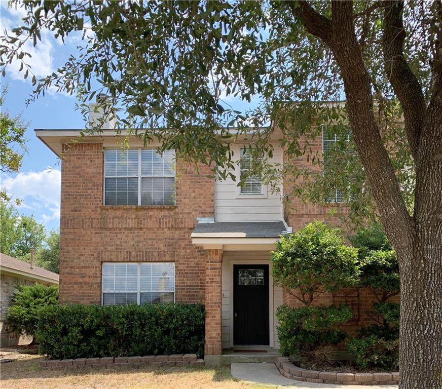 1012 Silverstone Ln - Photo 1