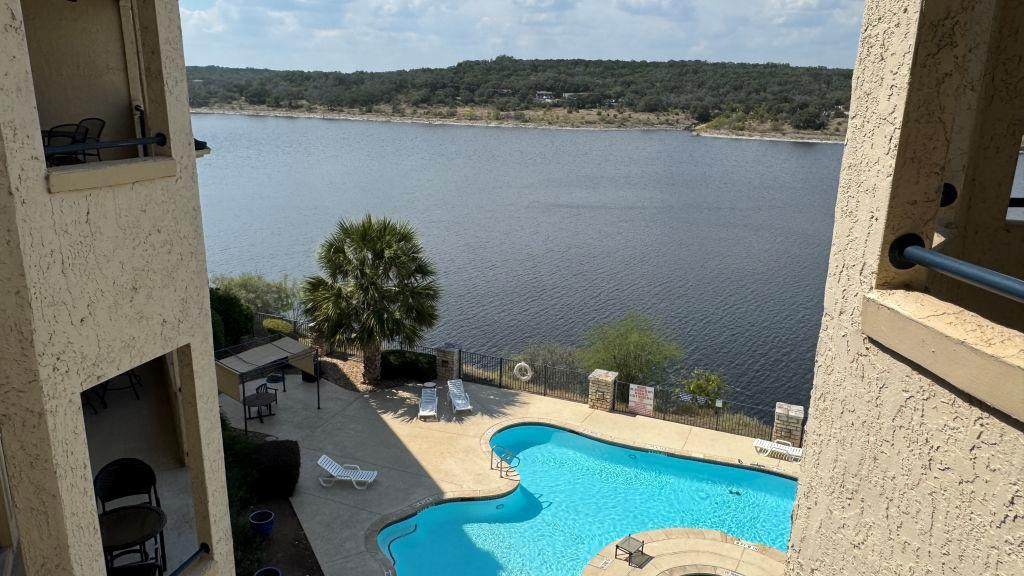 https://bt-photos.global.ssl.fastly.net/austin/orig_boomver_1_5179459-2.jpg