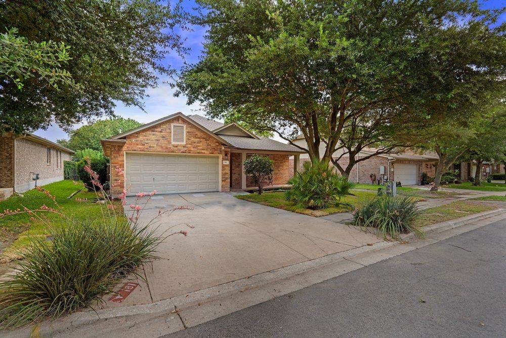 181 Stone Crest Blvd - Photo 1