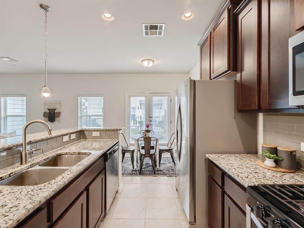 1609 Catalan Rd - Photo 1