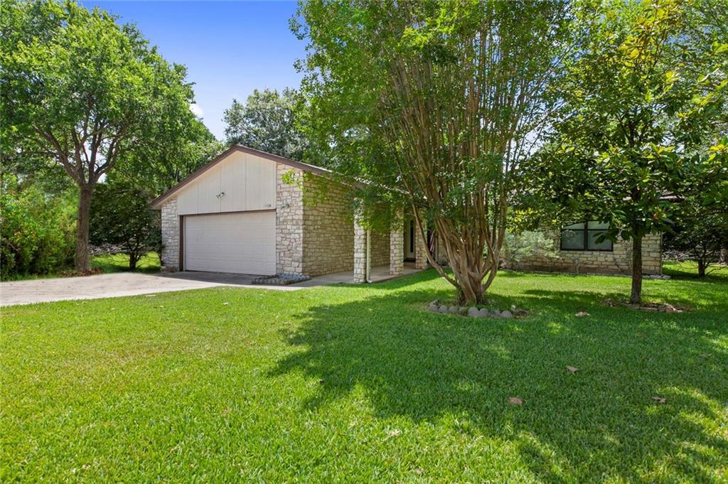 1106 Dunman Dr - Photo 1
