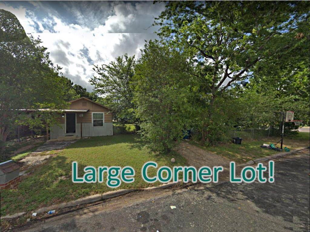 1111 Vasquez St - Photo 1