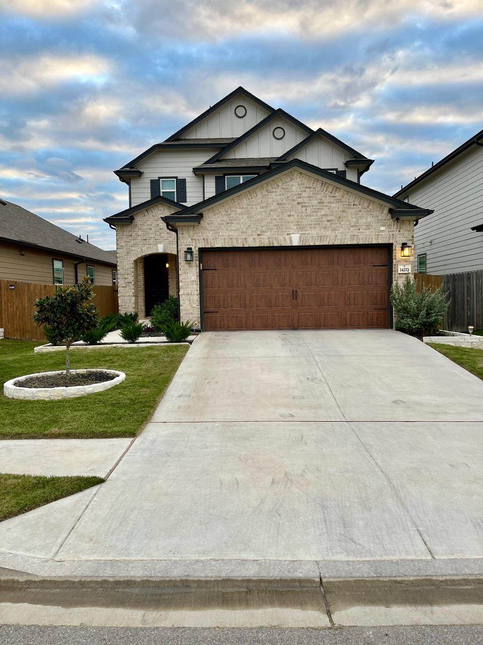 14217 Silver Lace Ln - Photo 1