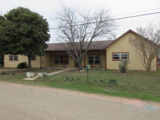 566 Reynolds St - Photo 1