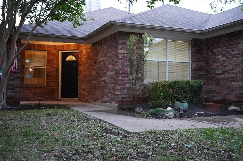3901 Bandice Ln - Photo 1