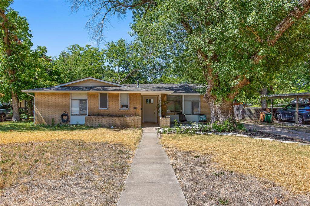 1413 Suffolk Dr - Photo 1