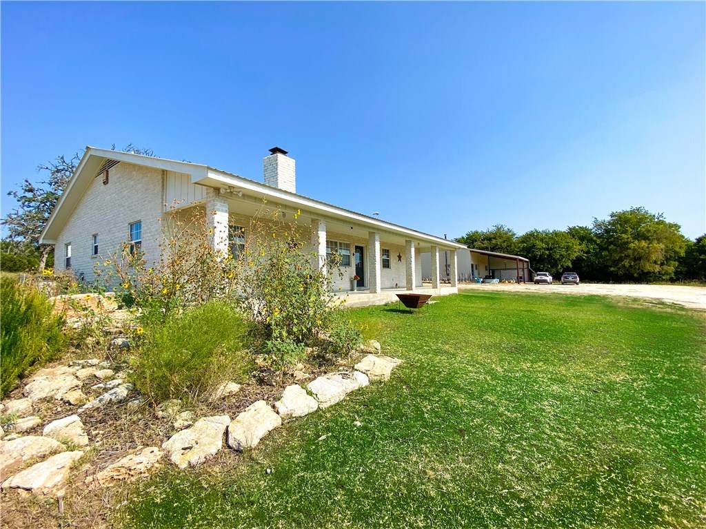 2867 Farm To Market 1376 - Photo 1