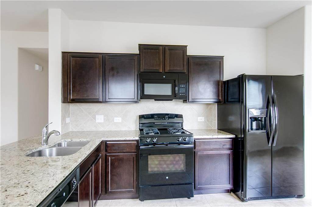 5916 Kennedy St - Photo 1