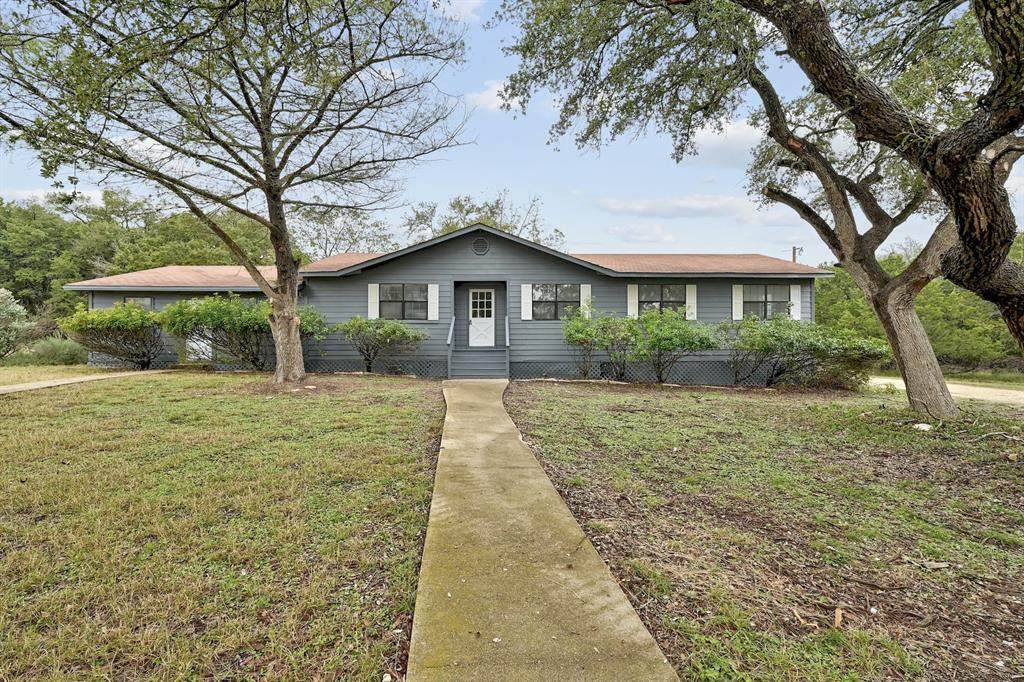 6815 Lakewoods Dr - Photo 1