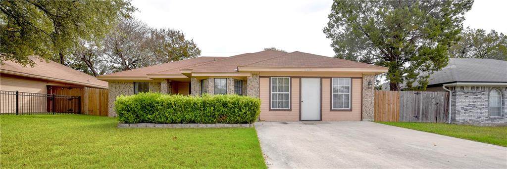 2604 Lazy Ridge Dr - Photo 1