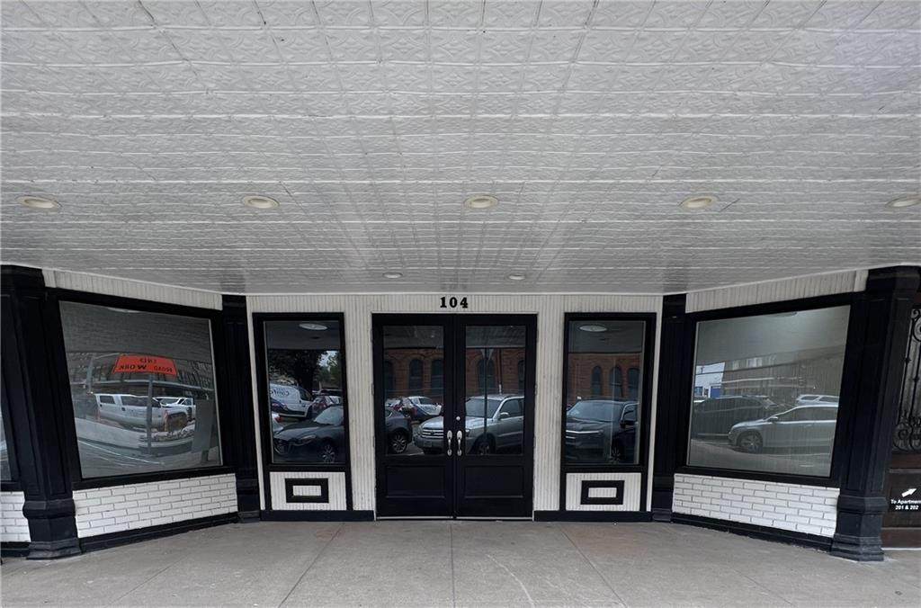 104 2nd St - Photo 1