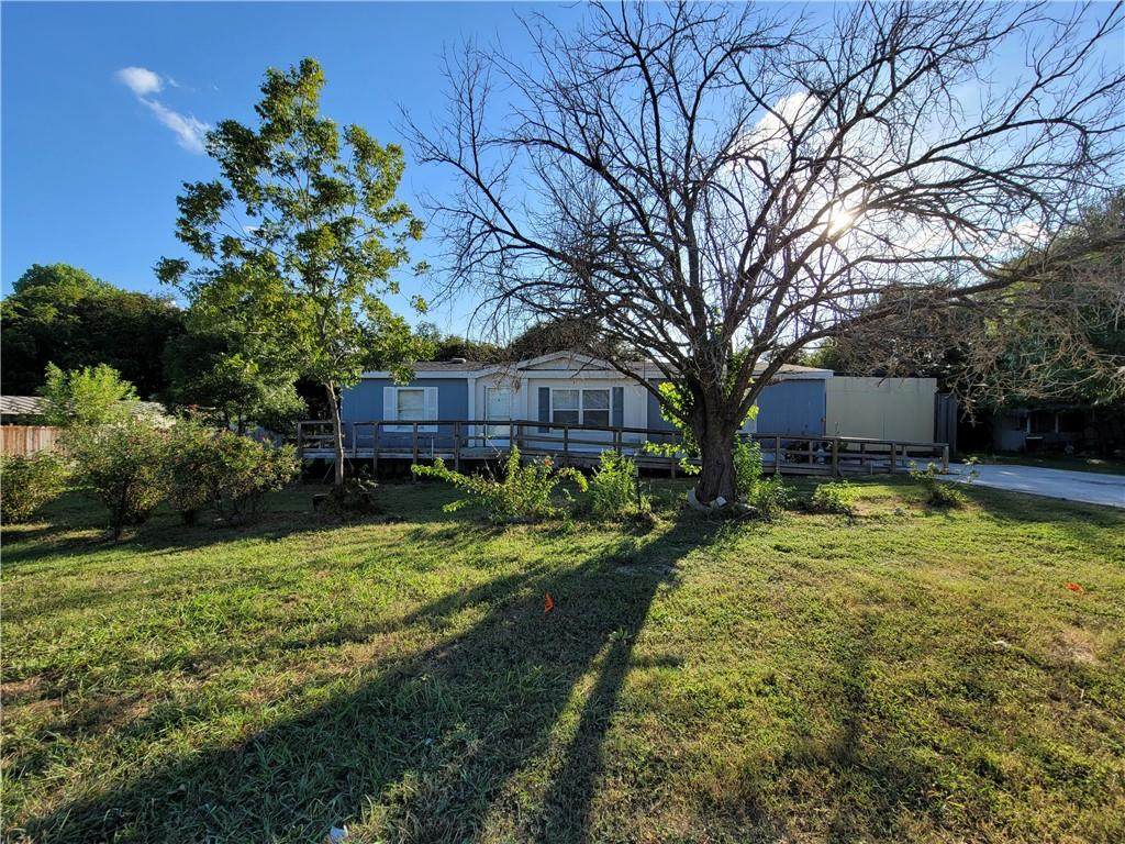 136 Longbranch Dr - Photo 1