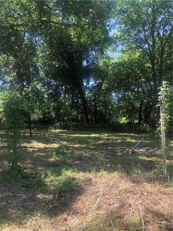 1120 Walton Ln - Photo 1