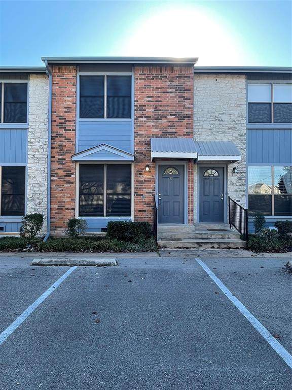 3008 Whisper Oaks Ln - Photo 1