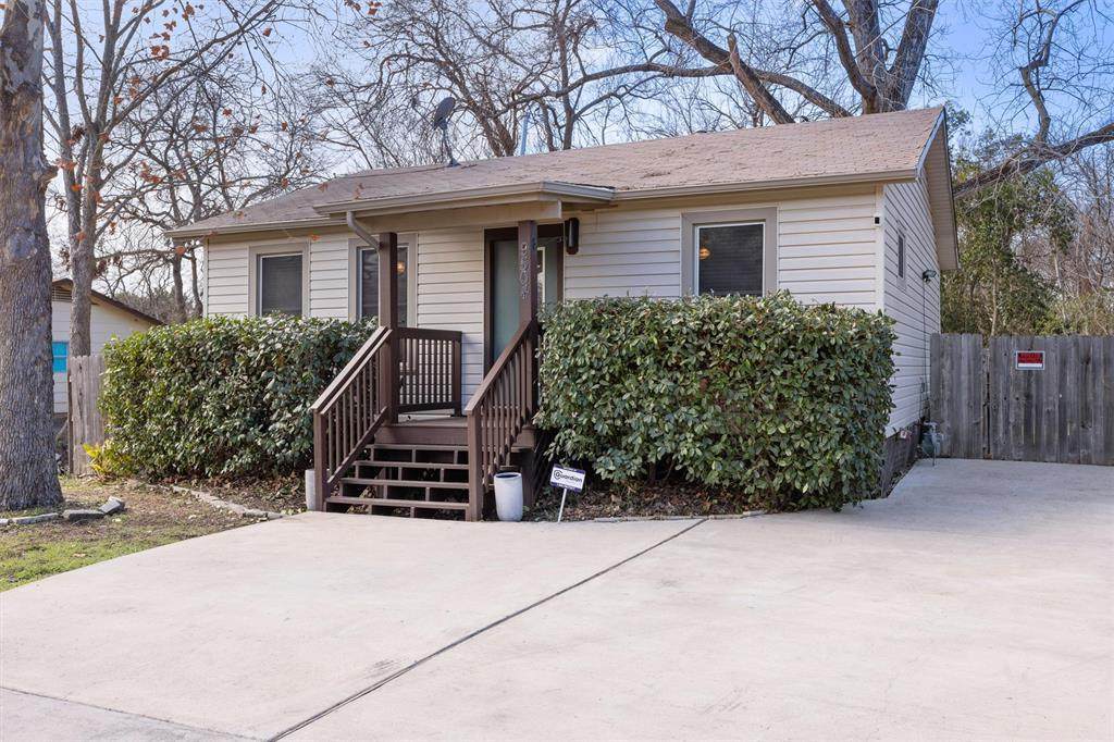9504 Creek Dr - Photo 1