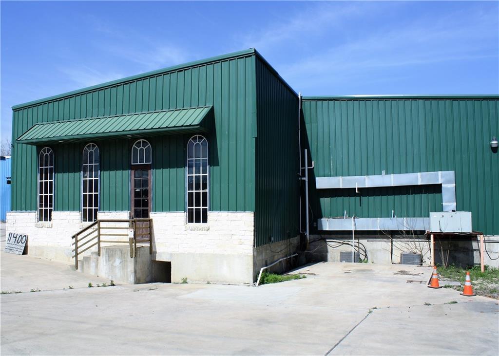 11400 Old Lockhart Rd - Photo 1