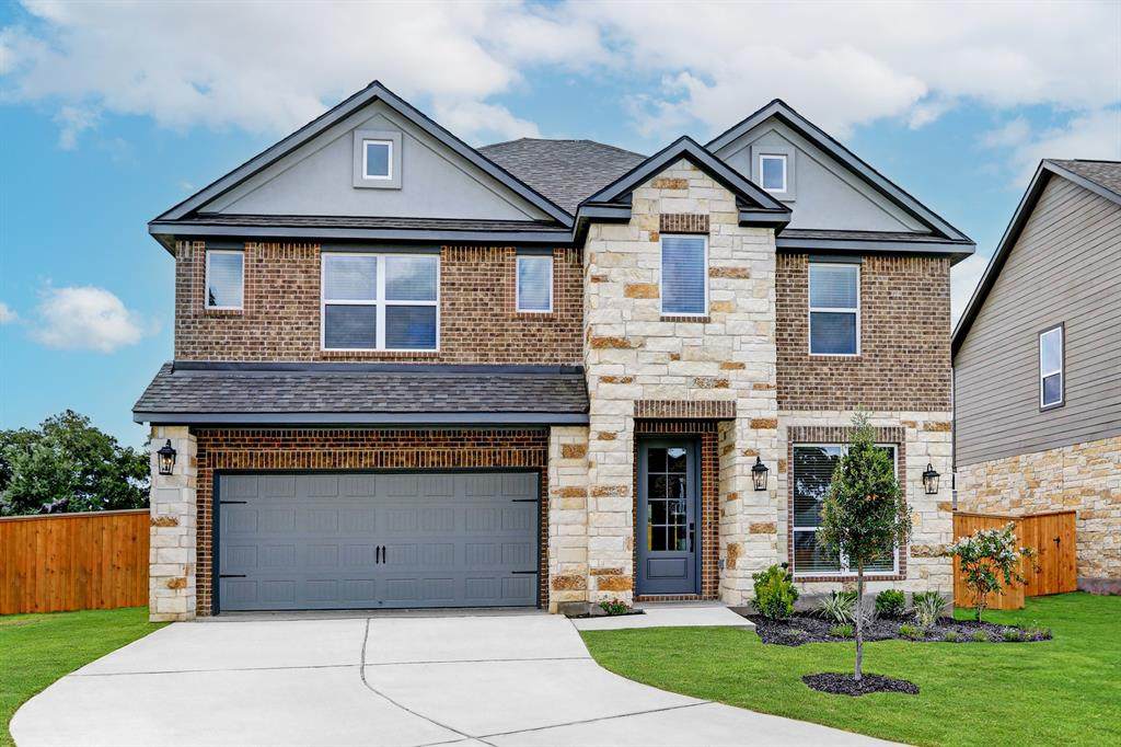 119 Hackberry Ln - Photo 1