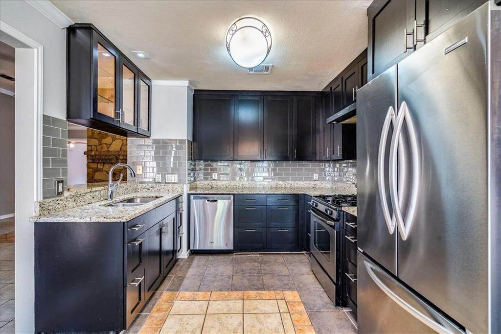 5710 Teri Rd - Photo 1