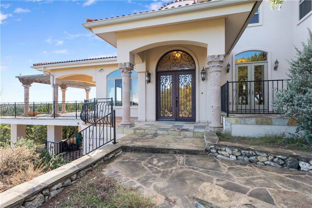 16101 Crystal Hills Dr - Photo 1