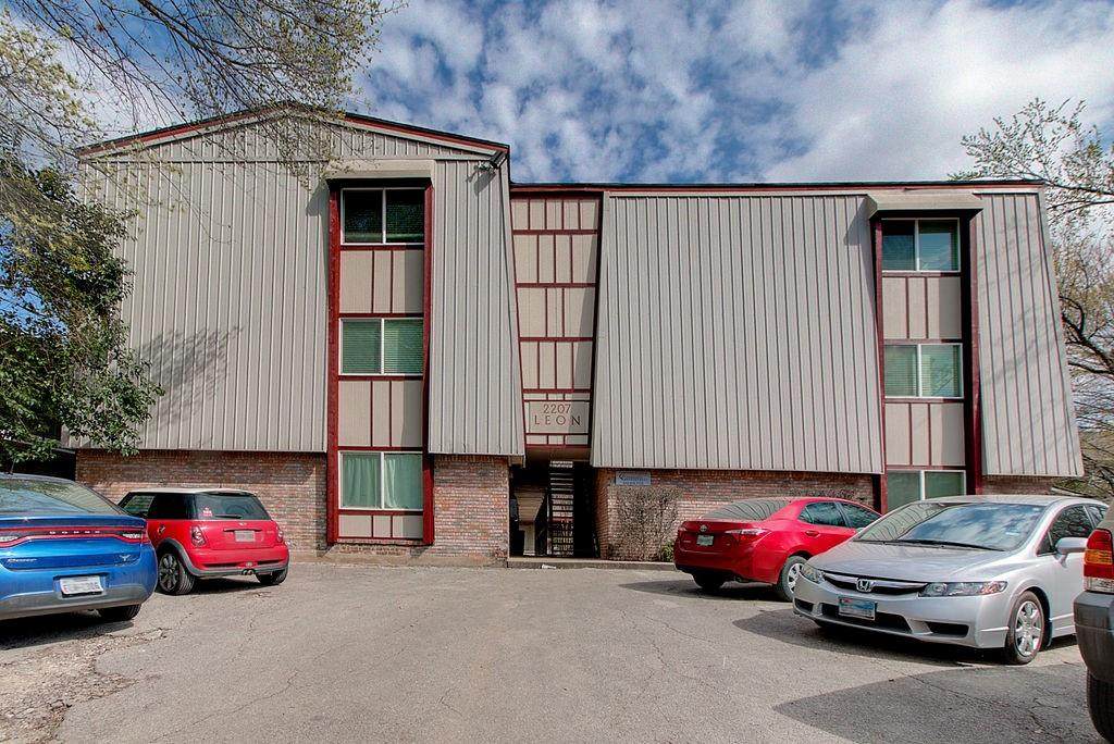 2207 Leon St - Photo 1